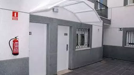 Hostal Avenida Barajas | Madrid Özerk Topluluğu - Madrid (ve civarı) - Madrid