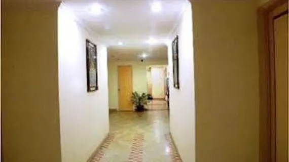 Hotel Abhay Palace | Batı Delhi - Ulusal Eyalet Başkenti Delhi - Delhi (ve civarı) - Noida