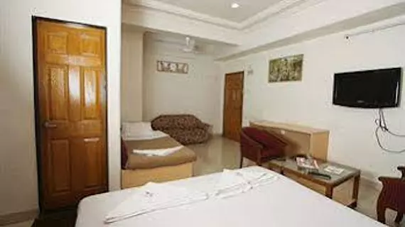 Hotel Cruz Royale | Maharaştra - Raigad - Bombay (ve civarı) - Bombay - Santacruz, Mumbai