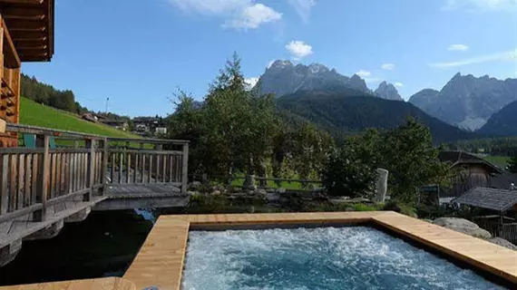 Berghotel | Trentino-Alto Adige - Güney Tirol (il) - Sesto