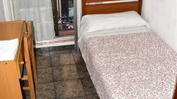 Hostal Tijcal II | Madrid Özerk Topluluğu - Madrid (ve civarı) - Barrio de las Letras