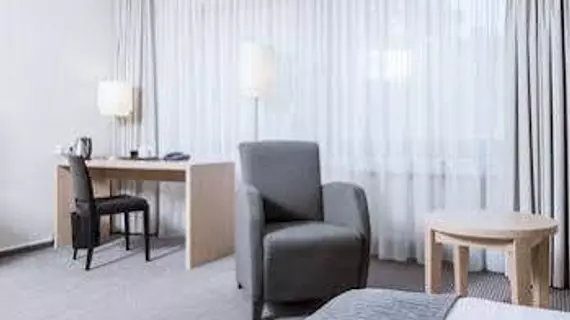 Mercure Hotel Düsseldorf Neuss | Kuzey Ren-Westfalia - Neuss - Erfttal