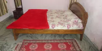 Maa Tarini Guest House