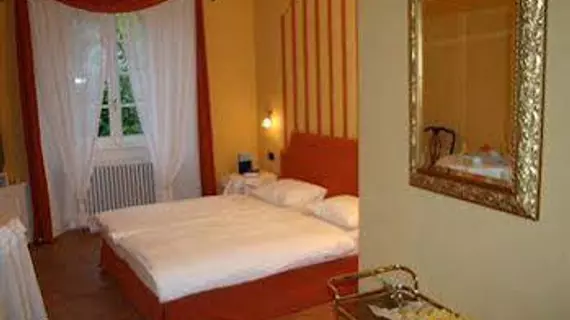 Hotel Casa Arizzoli | Piedmont - Cannobio