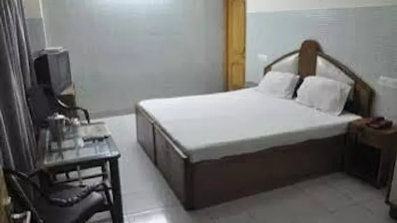 Hotel Grand Plaza | Pencap - Chandigarh (ve civarı) - Chandigarh