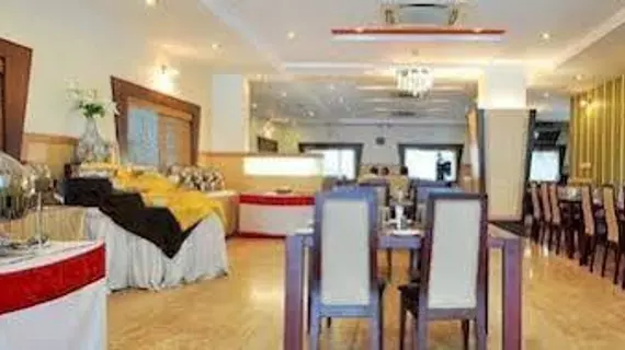 Hotel Abhimaani Vasathi | Karnataka - Bengaluru (ve civarı) - Bengaluru - Rajajinagar