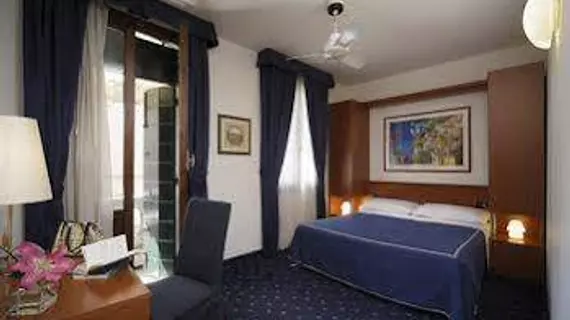 Hotel Roberta | Venedik (ve civarı) - Mestre