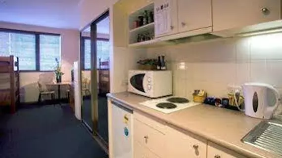 Capital Executive Apartment Hotel | Avustralya Başkent Bölgesi - Tuggeranong - Kanberra (ve civarı) - Canberra - Kent Merkezi