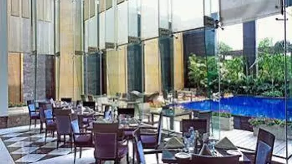 Park Plaza, Noida | Batı Delhi - Ulusal Eyalet Başkenti Delhi - Delhi (ve civarı) - Noida