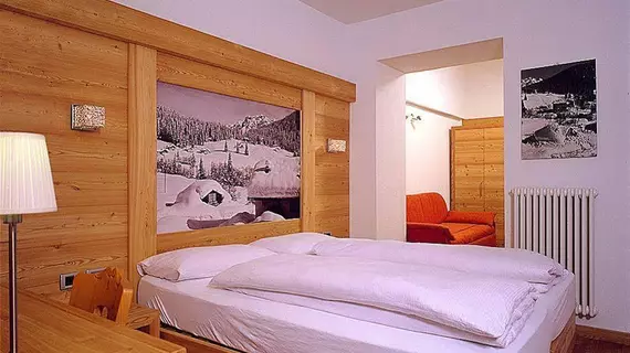 Hotel Ariston | Trentino-Alto Adige - Trento İli - Madonna di Campiglio