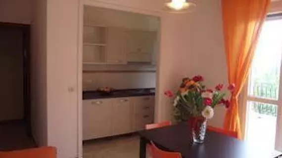 Riviera Suite Apartments | Liguria - Savona (il) - Pietra Ligure