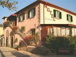 Hotel Squarciarelli | Lazio - Roma (ve civarı) - Grottaferrata