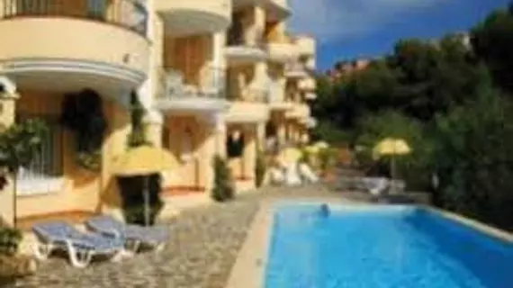 Apartamentos Las Flores de Burriana | Andalucia - Malaga İli - La Axarquía - Nerja