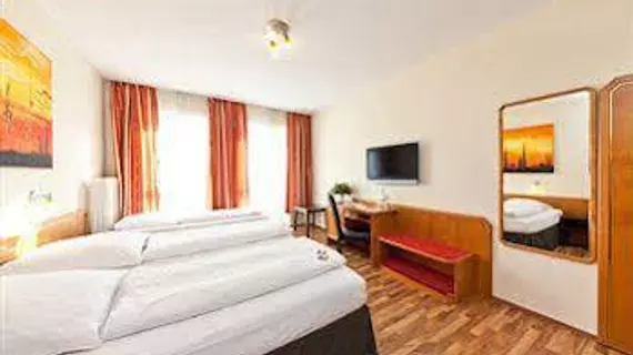 Novum Hotel Plaza Düsseldorf Zentrum | Kuzey Ren-Westfalia - Düsseldorf (ve civarı) - Düsseldorf - Stadtmitte