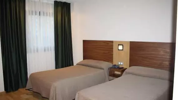 Hotel Mar de Plata | Galicia - Lugo (vilayet) - Sarria (Lugo)