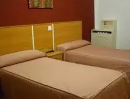 Hostal Trevinca | Madrid Özerk Topluluğu - Madrid (ve civarı) - Chamberi