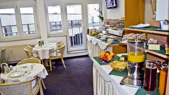 Adler Hotel Frankfurt | Hessen - Frankfurt (ve civarı) - Frankfurt - Bahnhofsviertel