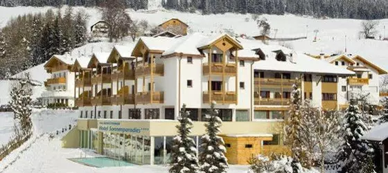 Falkensteiner Hotel & Spa Sonnenparadies | Trentino-Alto Adige - Güney Tirol (il) - Terento