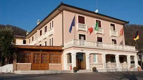 Hotel Ristorante Alla Corte | Veneto - Vicenza (vilayet) - Bassano del Grappa