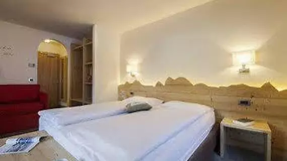 Hotel Garni Lastei | Trentino-Alto Adige - Trento İli - Pozza di Fassa