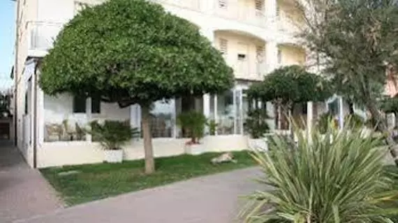 Hotel Toscana | Marche - Pesaro and Urbino (vilayet) - Mondolfo - Marotta