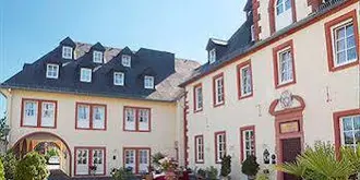 Romantik Schloßhotel Kurfürstliches Amtshaus Dauner Burg