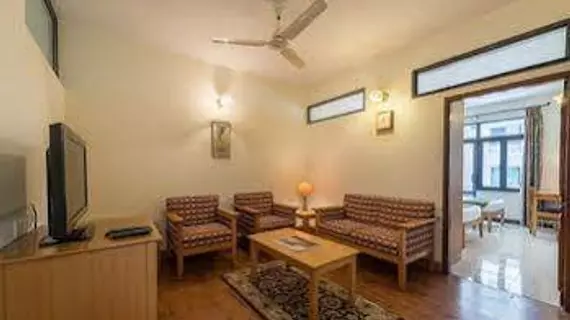 Treebo Orchard Suites | Karnataka - Bengaluru (ve civarı) - Bengaluru - Sheshadripuram