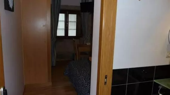 Pension Residencial Hortas | Galicia - La Coruna (vilayet) - Santiago de Compostela