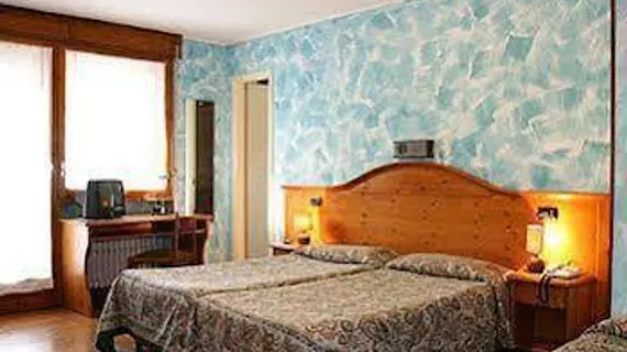 Hotel Holiday Debili | Piedmont - Sauze d'Oulx