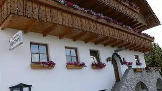 Gasthof Hoerschwang | Trentino-Alto Adige - Güney Tirol (il) - San Lorenzo di Sebato