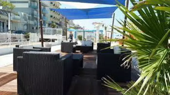 Hotel Vienna | Rimini (vilayet) - Bellaria-Igea Marina