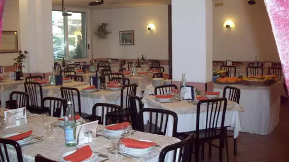 Hotel Des Bains | Rimini (vilayet) - Cattolica