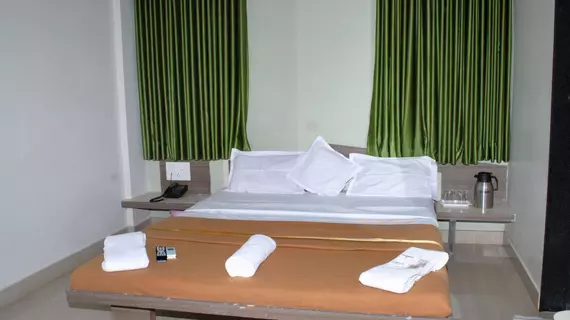 Hotel Shubh Suvidha | Gujarat - Veraval - Somnath