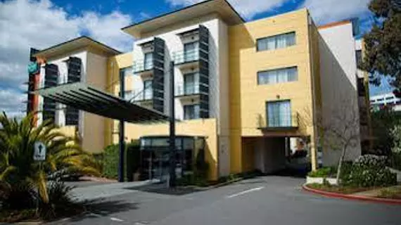 The Woden Hotel | Avustralya Başkent Bölgesi - Tuggeranong - Kanberra (ve civarı) - Phillip