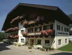 Hotel Rose | Trentino-Alto Adige - Güney Tirol (il) - Villabassa