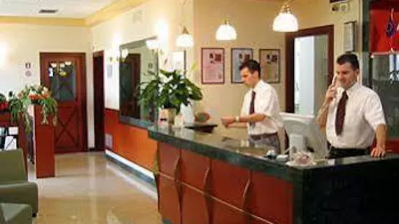 Felix Hotel | Veneto - Vicenza (vilayet) - Montecchio Maggiore