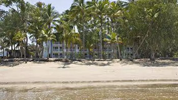 Agincourt Beachfront Apartments | Queensland - Cairns - Cairns (ve civarı) - Clifton Beach