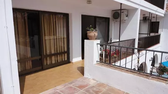 Apartamentos La Baranda | Andalucia - Malaga İli - Torremolinos - Carihuela