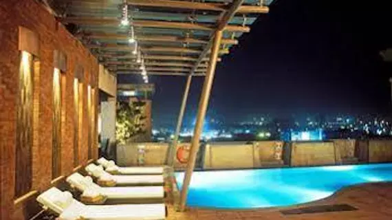 Park Plaza, Noida | Batı Delhi - Ulusal Eyalet Başkenti Delhi - Delhi (ve civarı) - Noida