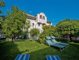 Hotel Villa Groff | Trentino-Alto Adige - Güney Tirol (il) - Ora - Stazione di Ora