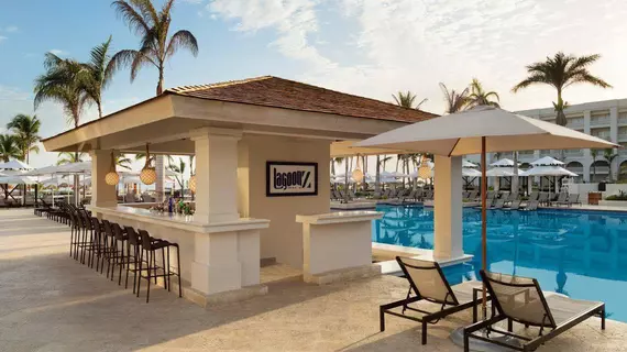 Hyatt Ziva Rose Hall All Inclusive | Saint James - Montego Körfezi (ve civarı) - Montego Bay