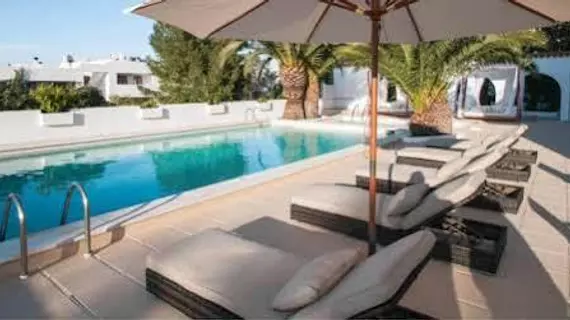 Apartamentos Sunset Oasis Ibiza - Only Adults | Balearic Adaları - İbiza Adası - Sant Antoni de Portmany - Cala de Bou