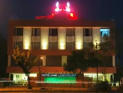 Hotel Planet Landmark | Gujarat - Ahmedabad Bölgesi - Ahmedabad