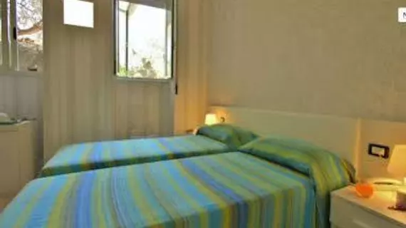 Hotel Baia Azzurra | Sicilya - Messina (vilayet) - Taormina Sahili - Taormina - Mazzaro