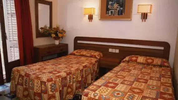 Hostal Bonavista | Katalonya - Maresme - Calella