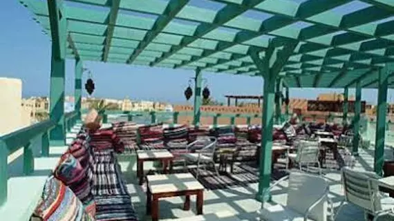 Turtle's Inn Hotel | Kızıldeniz İli - Hurgada (ve civarı) - El Gouna