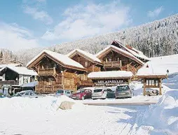 Hotel Chalet Les Airelles | Auvergne-Rhone-Alpes - Haute-Savoie (bölge) - Araches-la-Frasse - Les Carroz-d'Araches