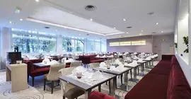 Golden Tulip Aix-Les-Bains - Hôtel le Garden | Auvergne-Rhone-Alpes - Savoie (bölge) - Aix-les-Bains (ve civarı) - Aix-les-Bains - Aix-les-Bains Kent Merkezi