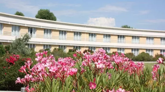 Sure Hotel by Best Western Aix Sainte Victoire | Provence - Alpes - Cote d'Azur - Bouches-du-Rhone (bölge) - Aix-en-Provence (ve civarı) - Fuveau