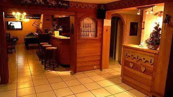 Chalet Hotel Alpina | Auvergne-Rhone-Alpes - Haute-Savoie (bölge) - Morzine